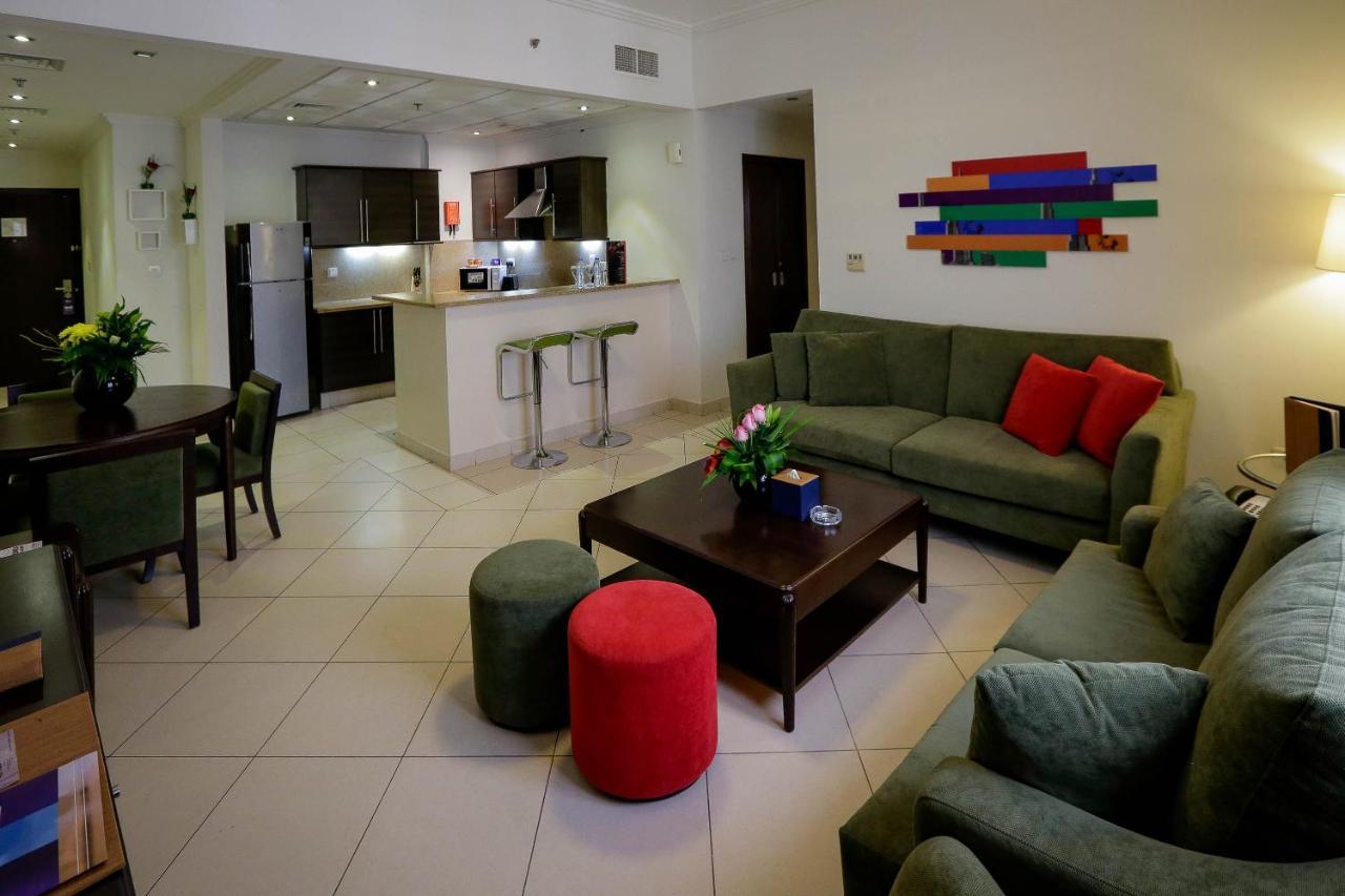 Mena Aparthotel Albarsha At The Mall Dubaï Extérieur photo